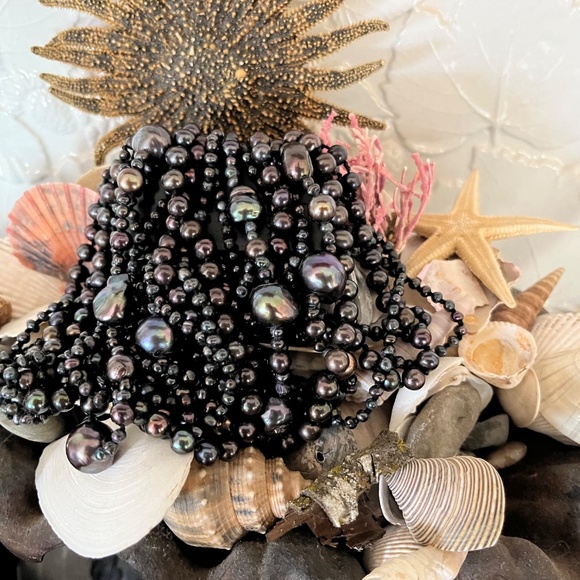 Monies  23 strand Baroque Pearls Bracelet - Picture 5 of 16